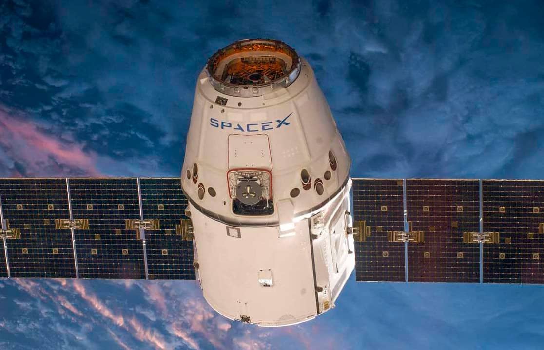 SpaceX створює мережу зі шпигунських супутників для Пентагону