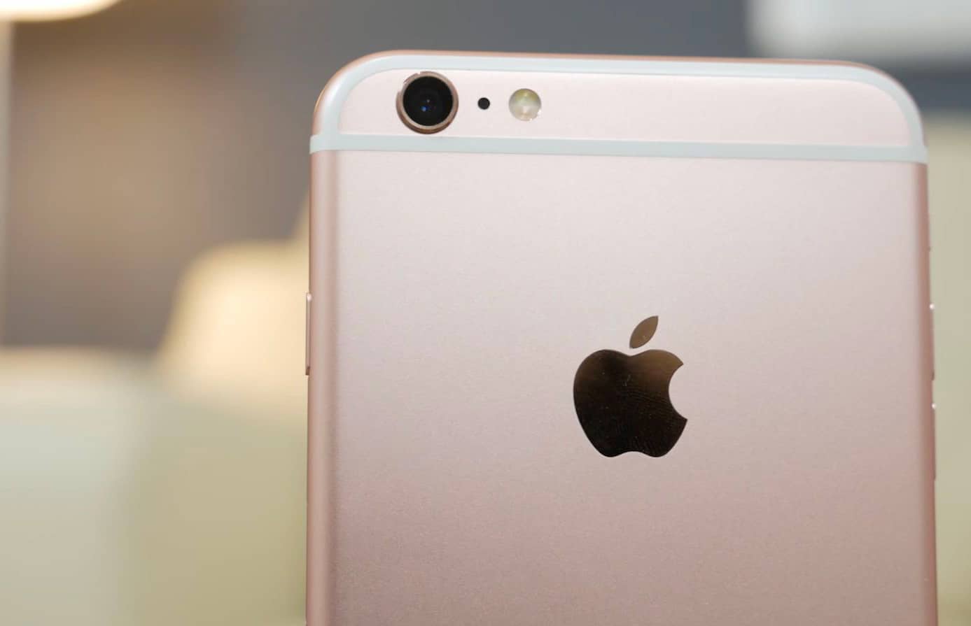 Apple почала розсилати виплати потерпілим у справі про уповільнення iPhone