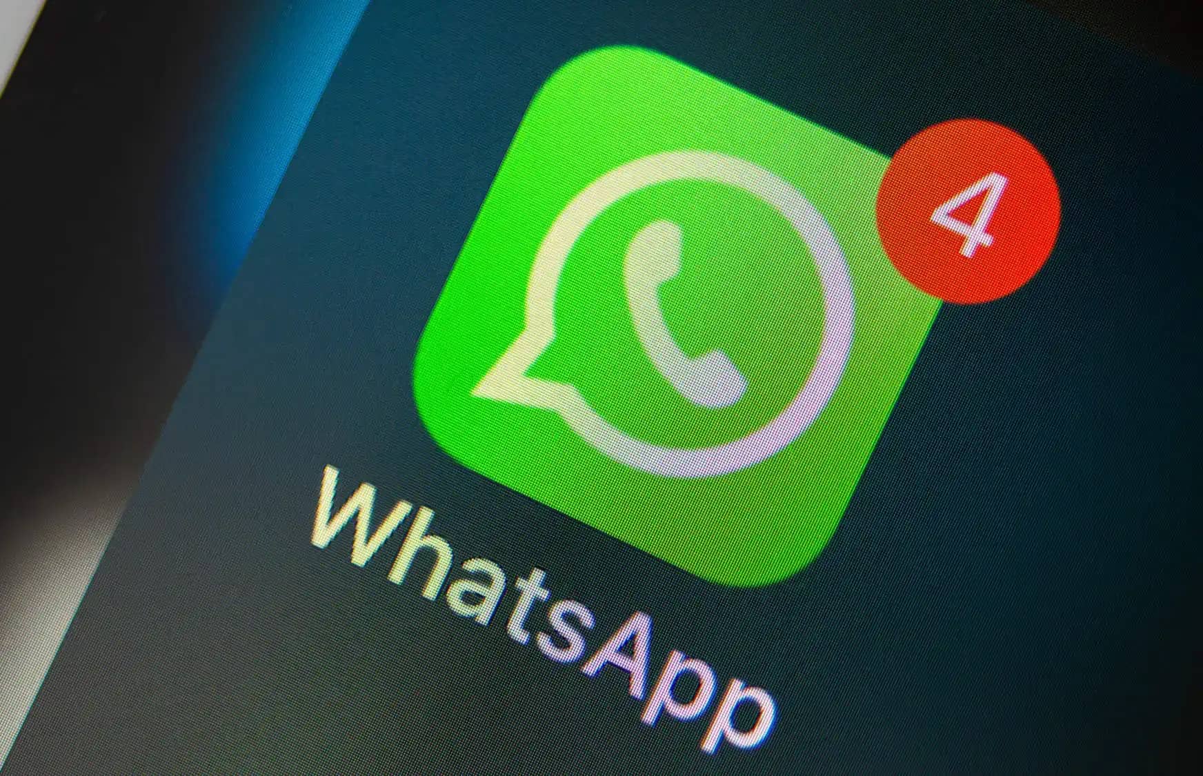 WhatsApp тестує «одноразові» текстові повідомлення на iOS