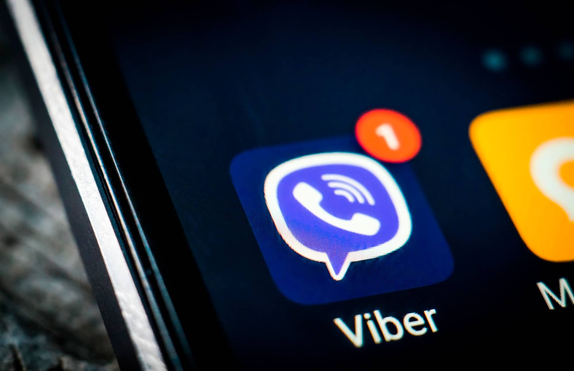Viber впроваджує ШІ-асистентів у свій месенджер
