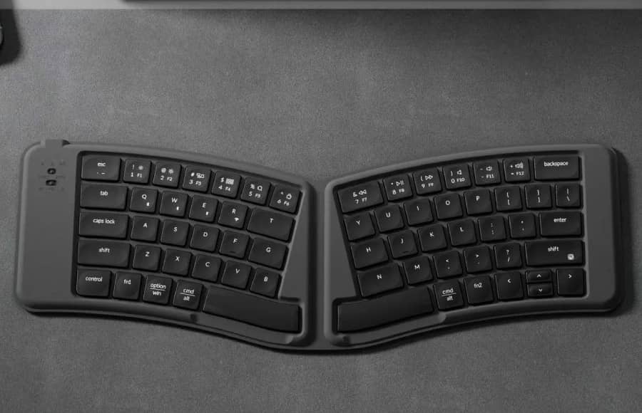 Keychron представила портативну клавіатуру, що складається навпіл