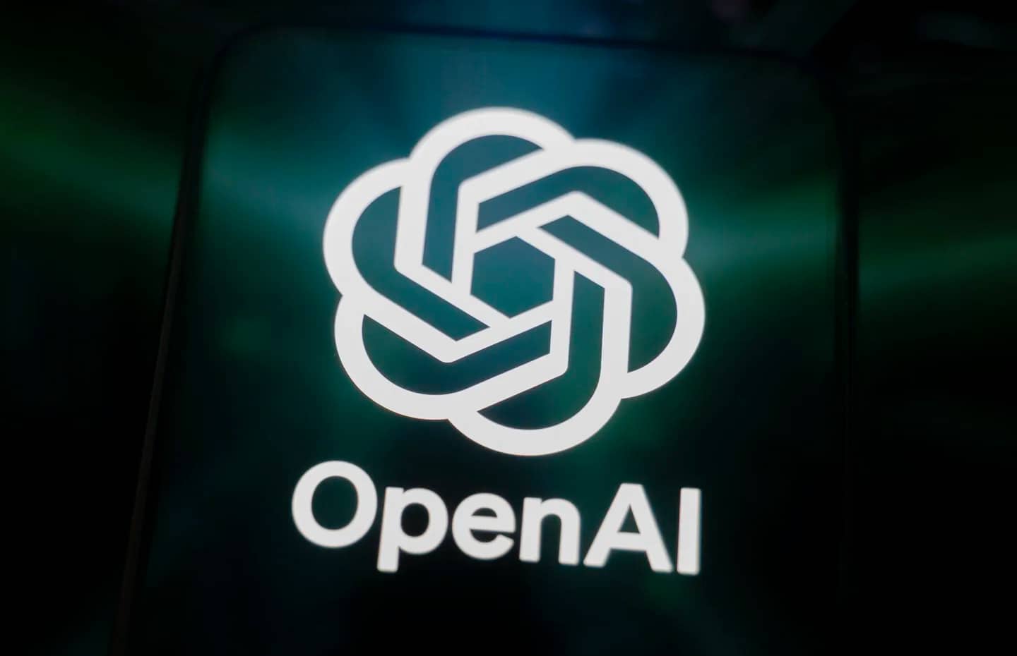 OpenAI имеет обязательства на вычислительные мощности на $1.4 трлн