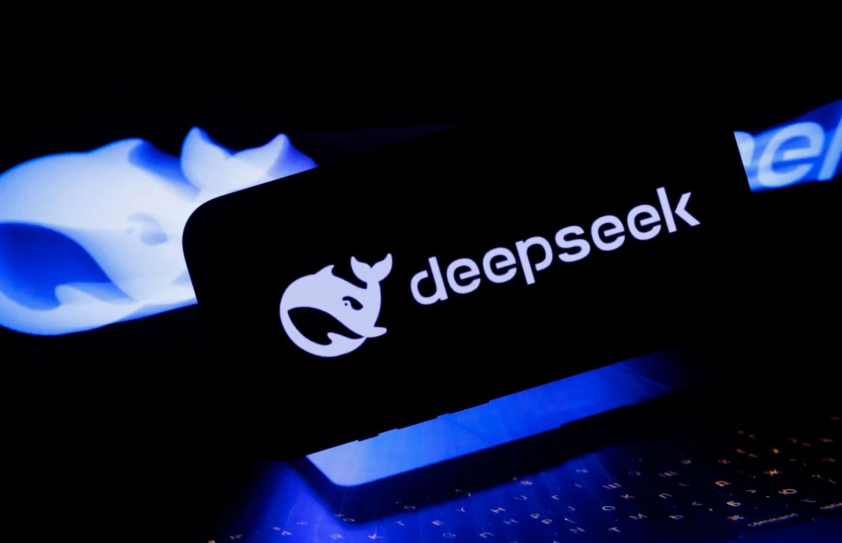 DeepSeek могла навчати свої моделі на напрацюваннях OpenAI