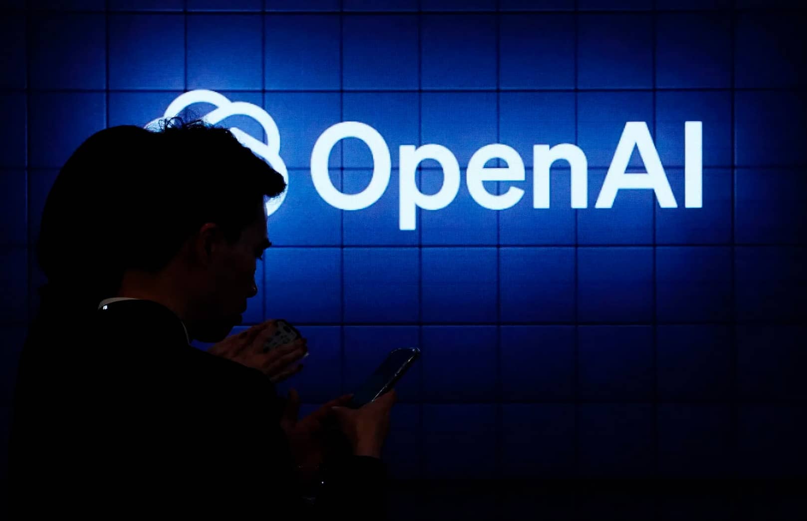 Ключових співробітників OpenAI переманили до Meta