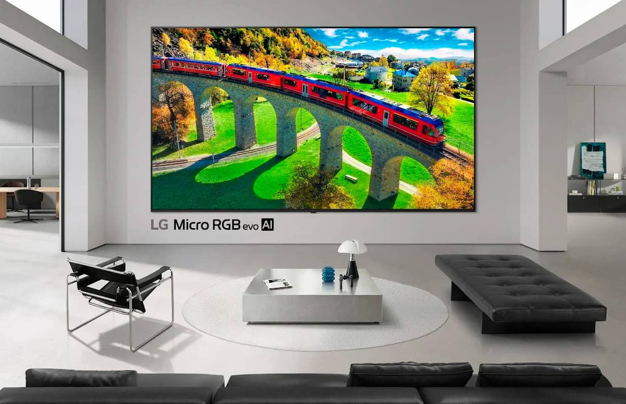 LG представила флагманський телевізор Micro RGB evo